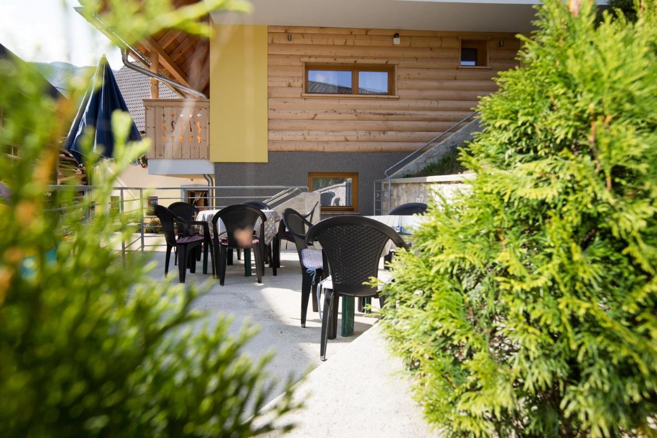 Farmhouse Pri Miklavu Bohinj Eksteriør billede